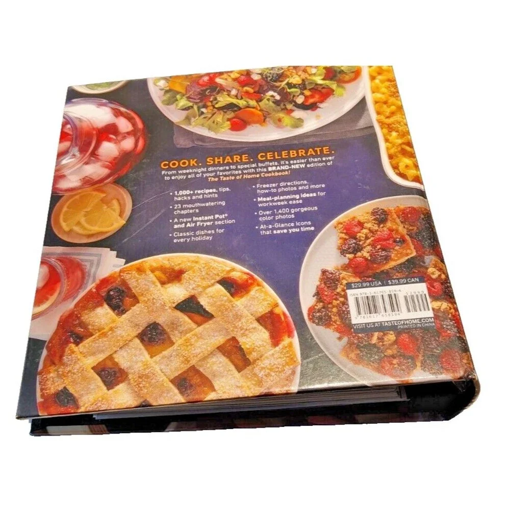 The Taste of Home Cookbook, 5th Edition: Cook.  Share.  Celebrate. - GOOD